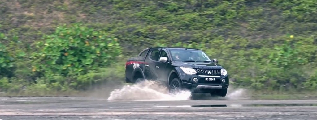 Crazy pick up driver drifturi