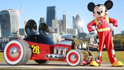 Mașina lui Mickey Mouse a ajuns la Salonul Auto de la Londra