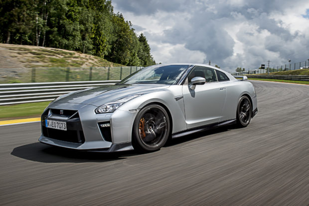 Nissan GT-R fotbal