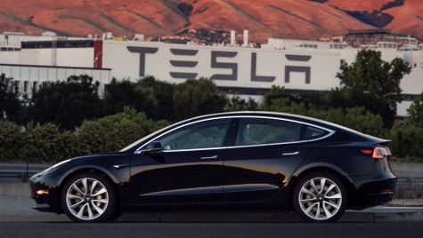 Primul exemplar Tesla Model 3 este gata – Începe o nouă eră