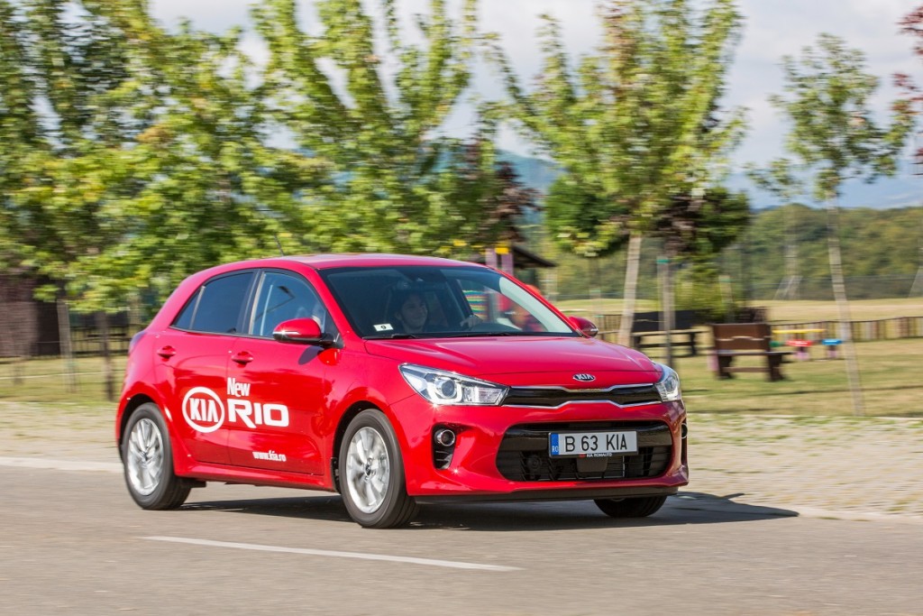 Kia Rio - 32