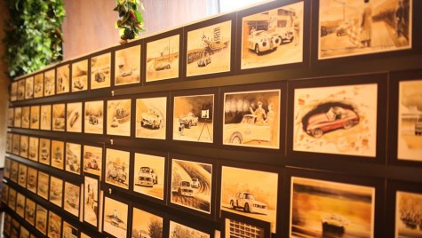 101 de arome. Istoria BMW motorsport transpusă în picturi în cafea