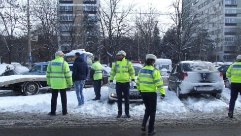 Aproape 400 de permise de conducere au fost reținute în întreaga țară