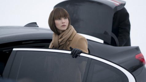 BMW Seria 7, alături de Jennifer Lawrence în noul film „Red Sparrow”