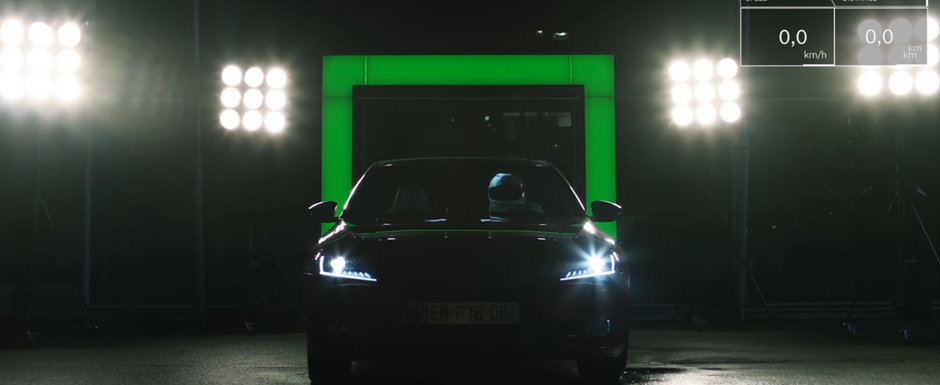 Skoda Superb Marte Tesla