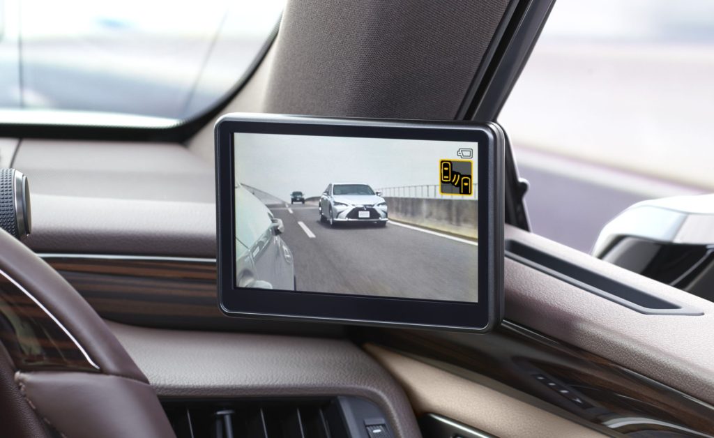 Lexus ES fără oglinzi retrovizoare