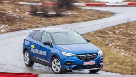 Test drive Opel Grandland X 2.0 Turbo D AT 8 – eXtemporal