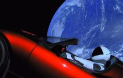 Unde a ajuns mașina lui Elon Musk, lansată anul trecut în spațiu?