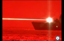 Un laser care poate distruge o aeronavă în zbor, testat cu succes în SUA